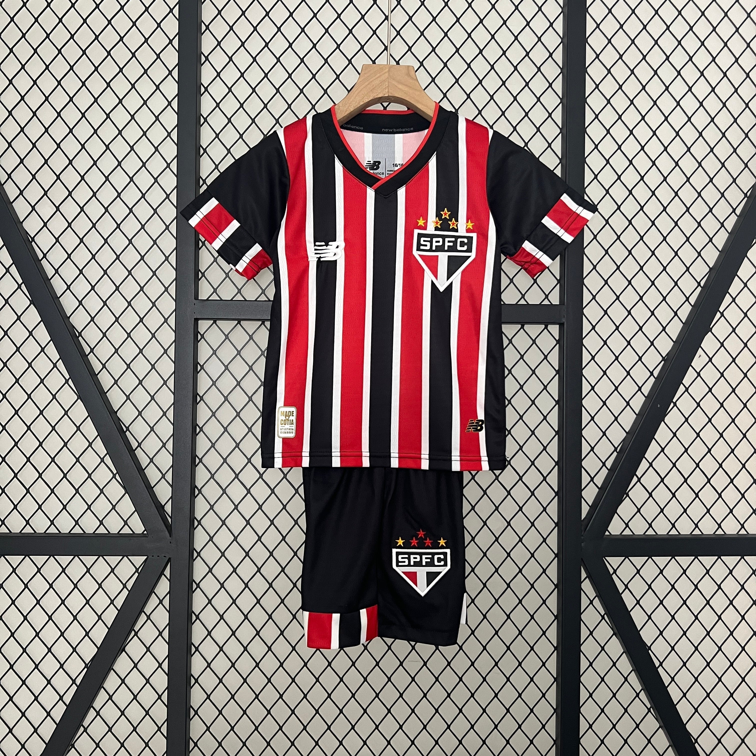Kit infantil São Paulo II 24/25 - New Balance