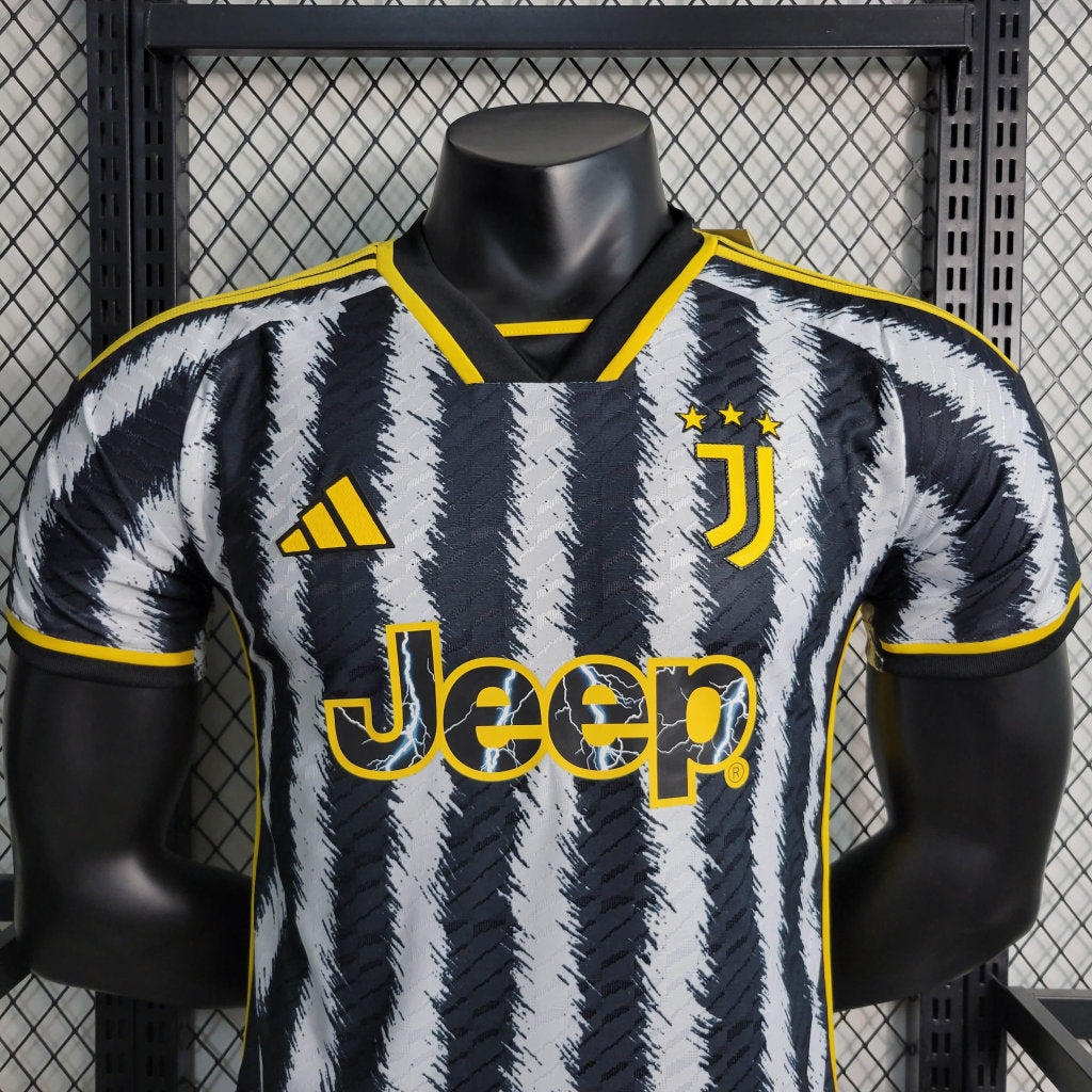 Camisa Juventus I 23/24 Preta e Branca - Jogador