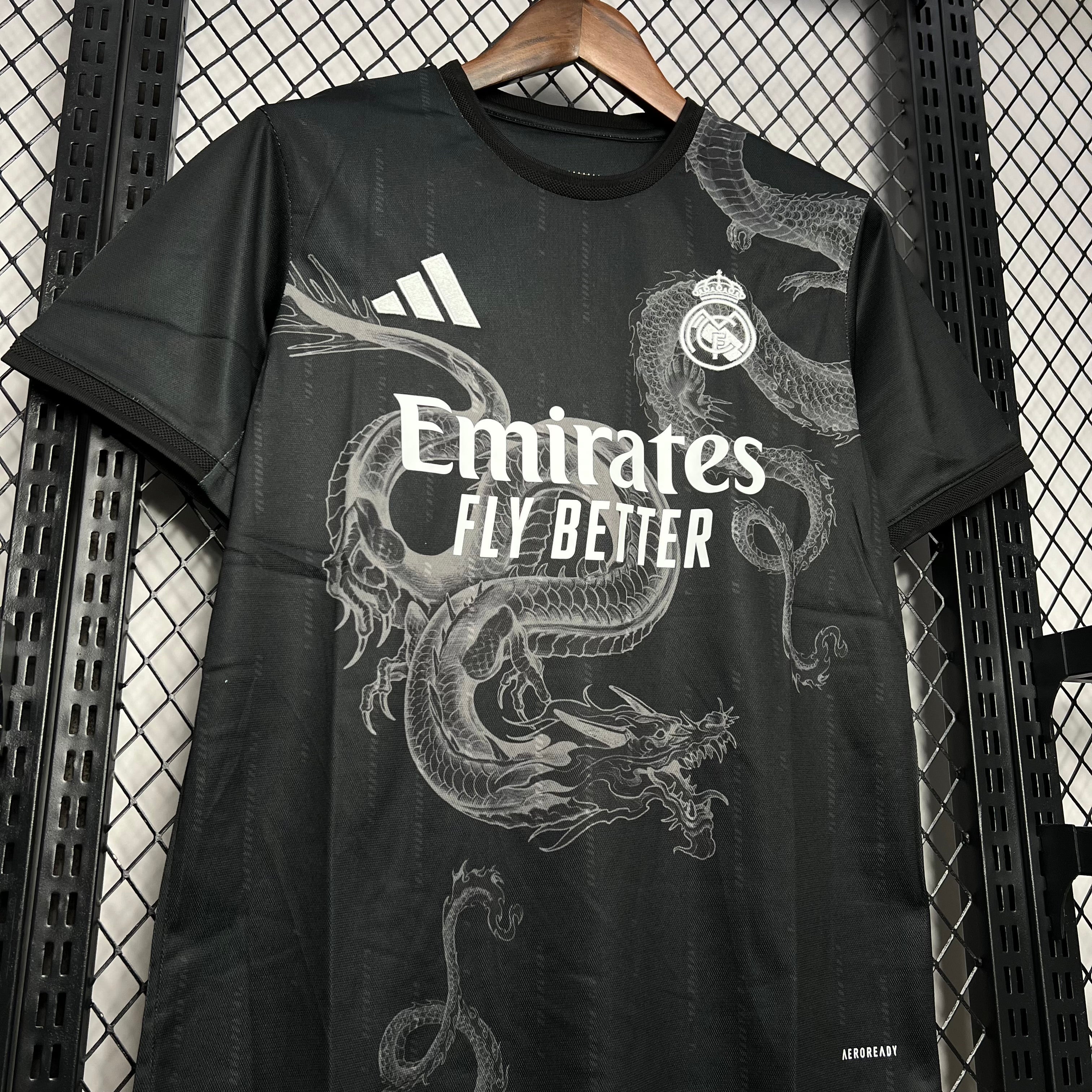 Camisa Real Madrid Edição Especial Preta 24/25