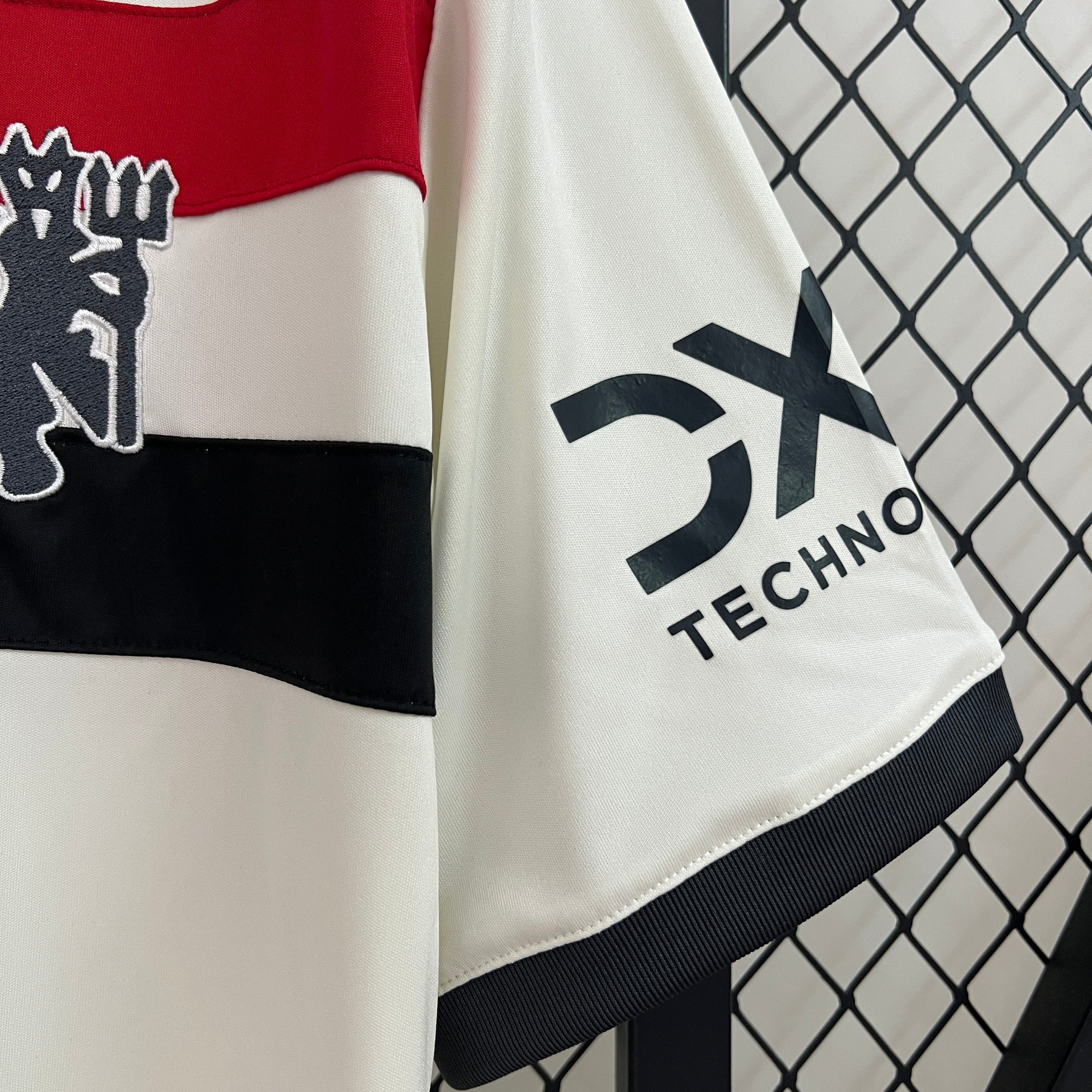 Camisa Manchester United III 24/25