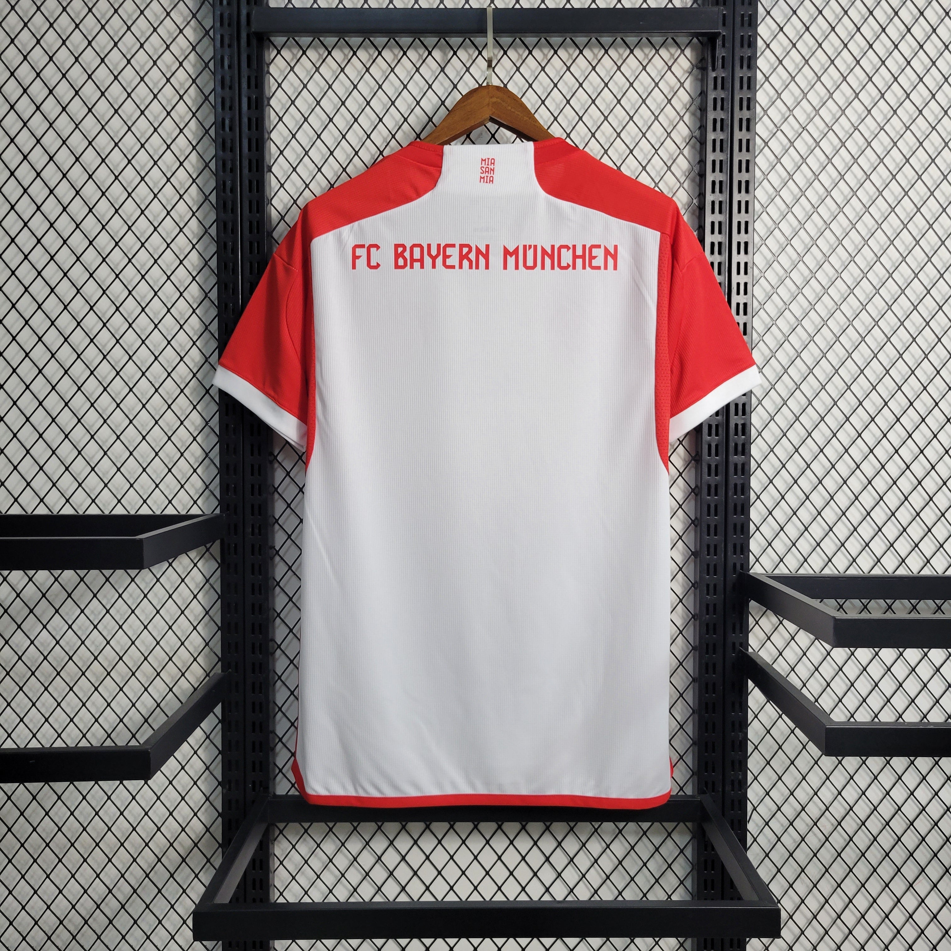 Camisa Bayern de Munique I 23/24 Vermelho com Branco