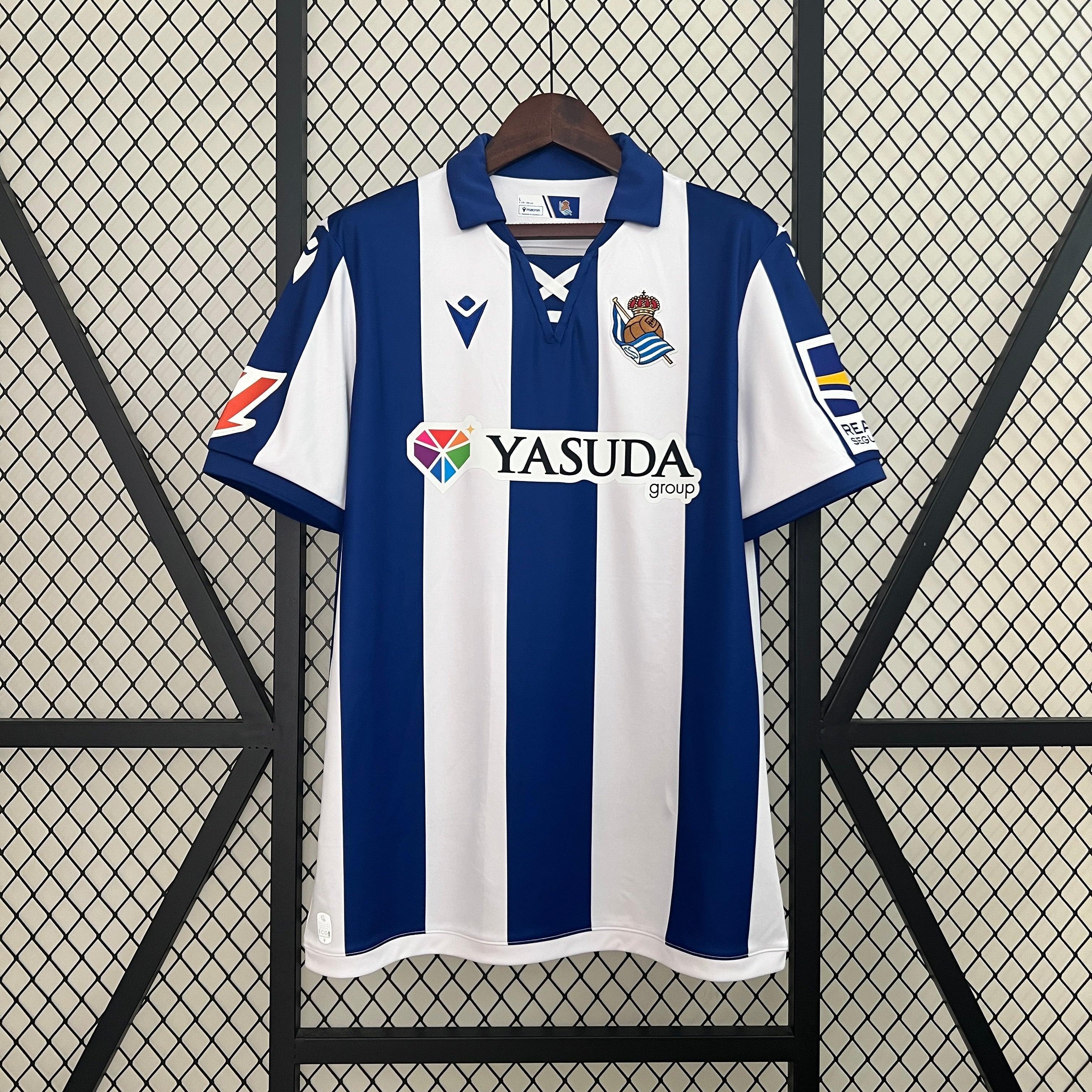 Camisa Real Sociedad Home 24/25 - Macron