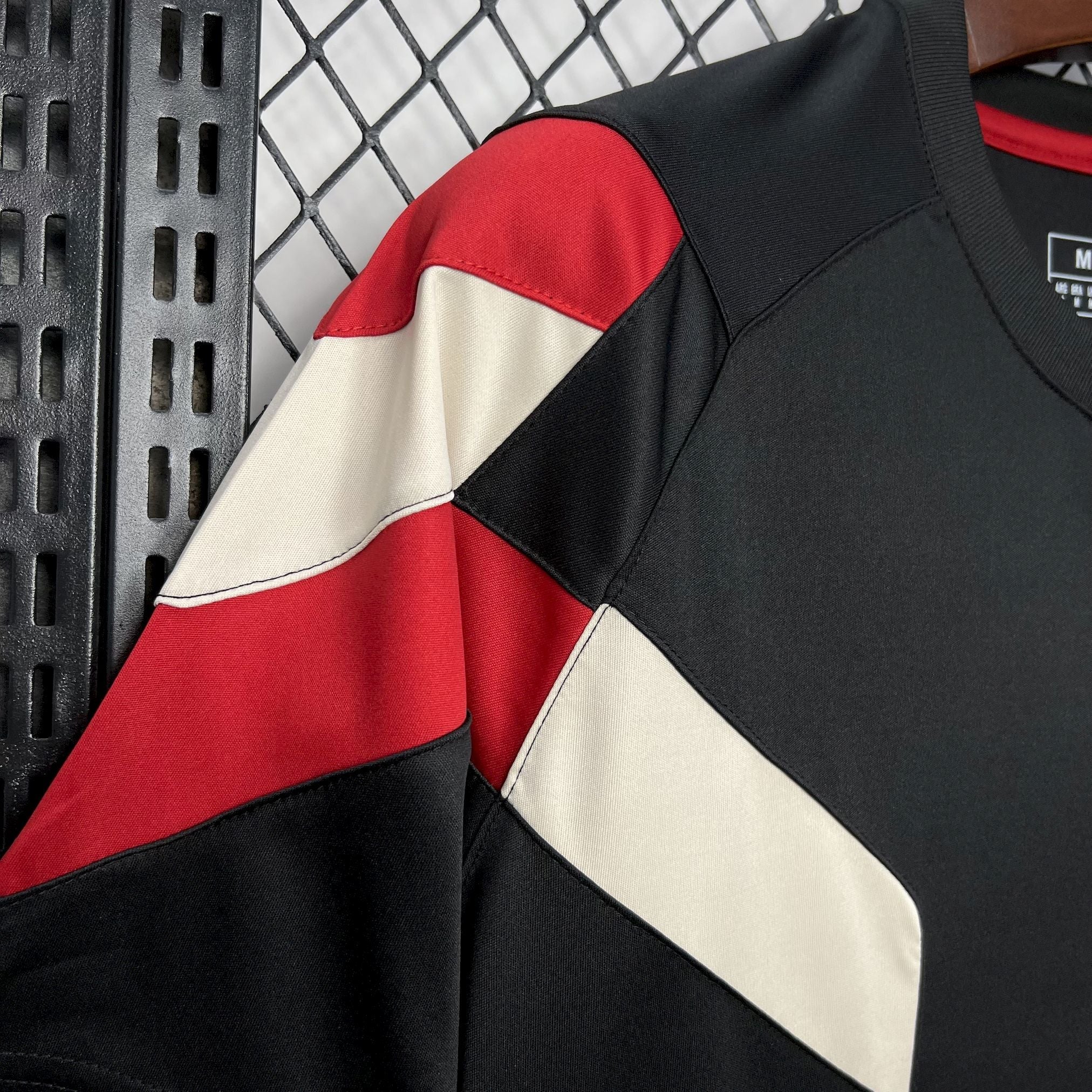 Camisa Manchester United Originals Black 24/25