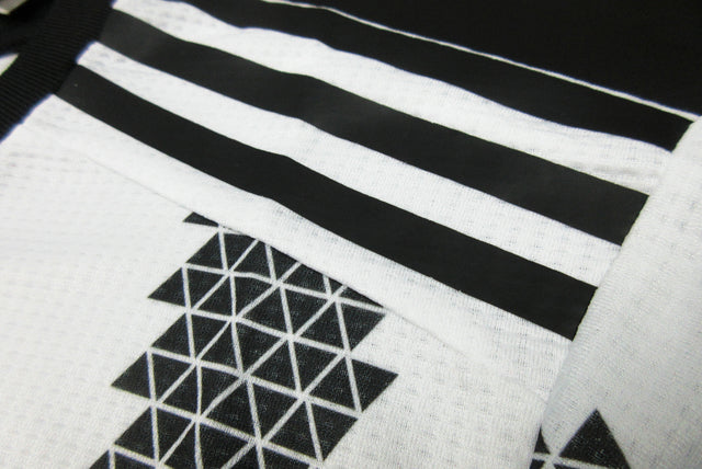 Camisa Juventus I 22/23 Preta e Branca - Jogador