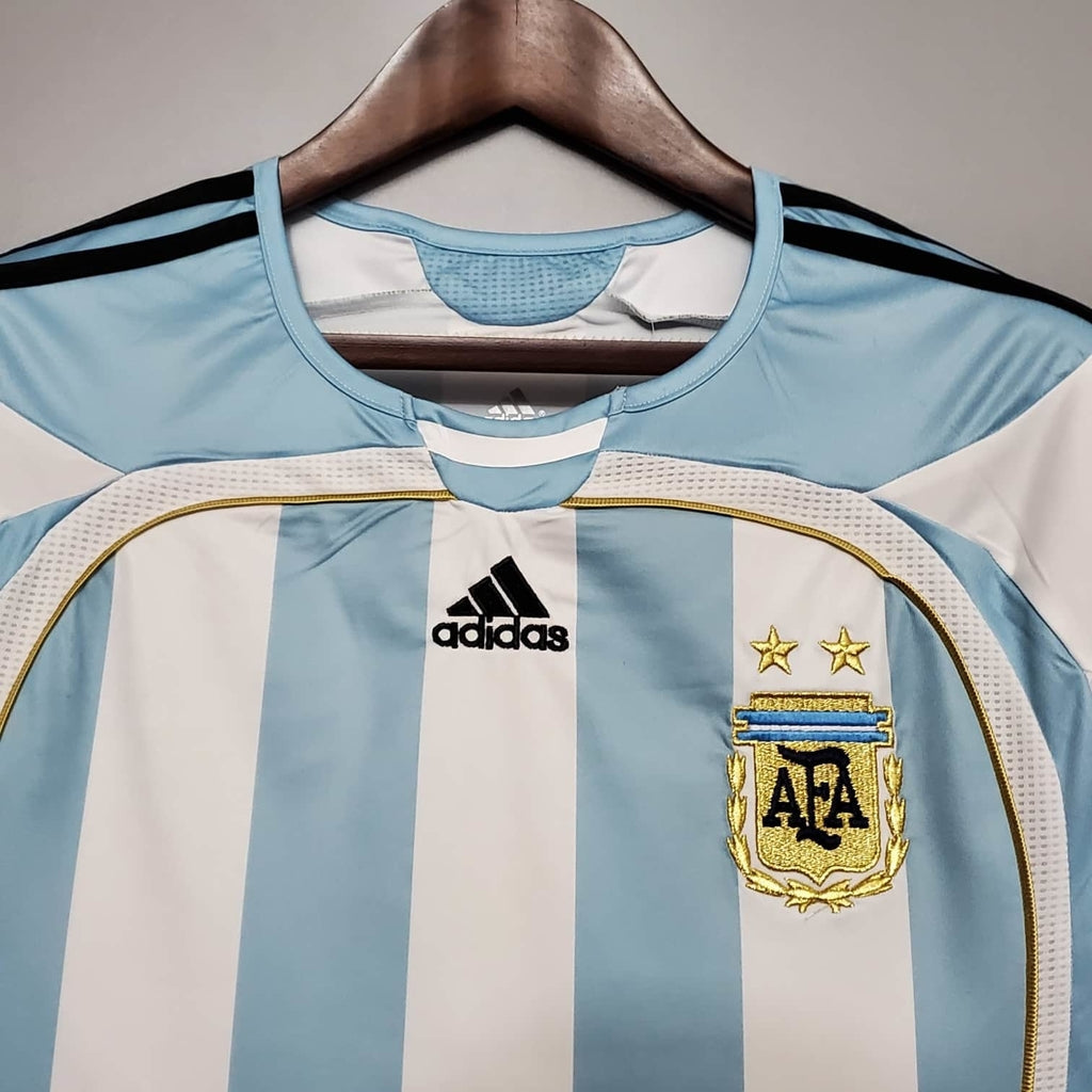 Camisa Seleção Argentina Retrô 2006 Azul e Branca