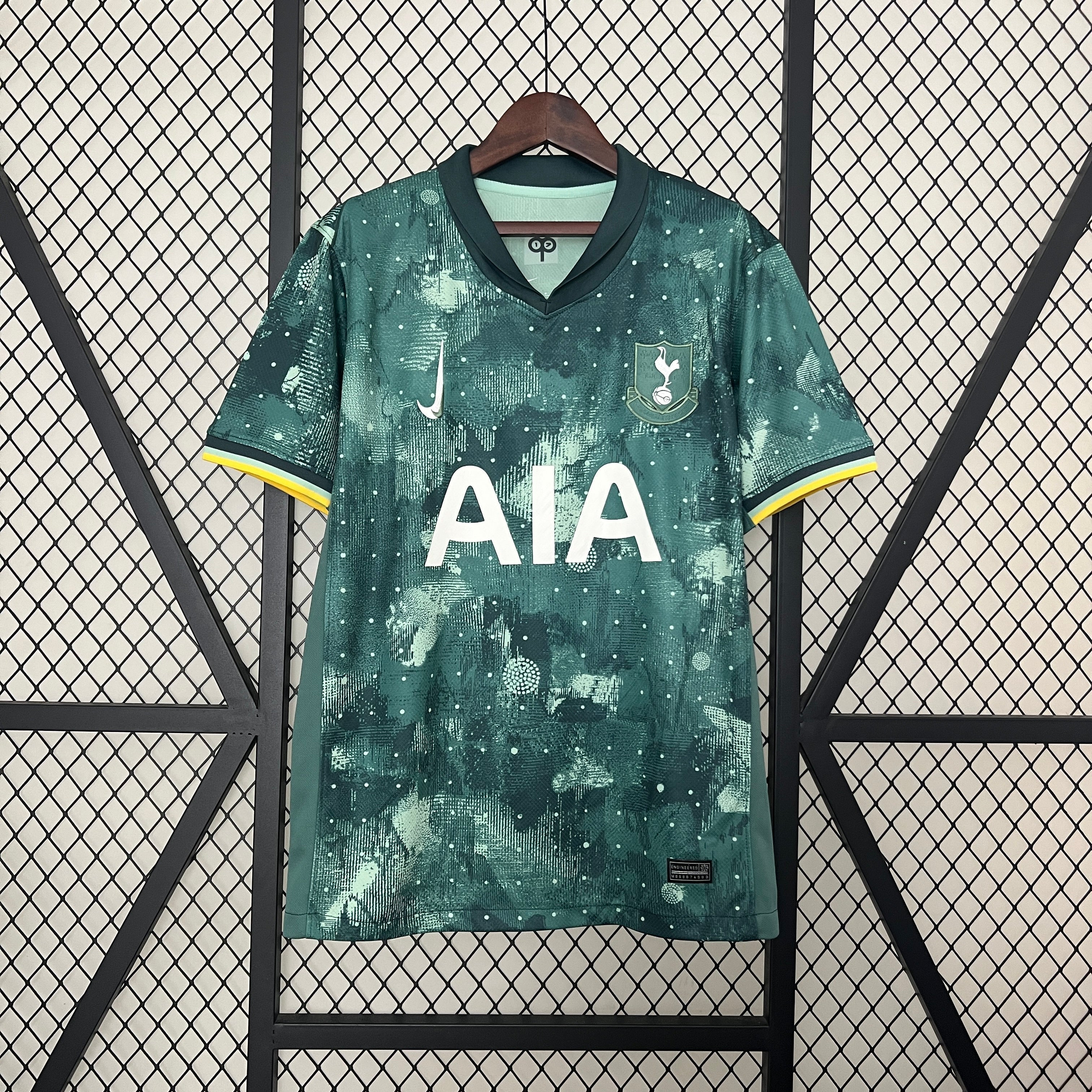 Camisa Tottenham Away III 24/25
