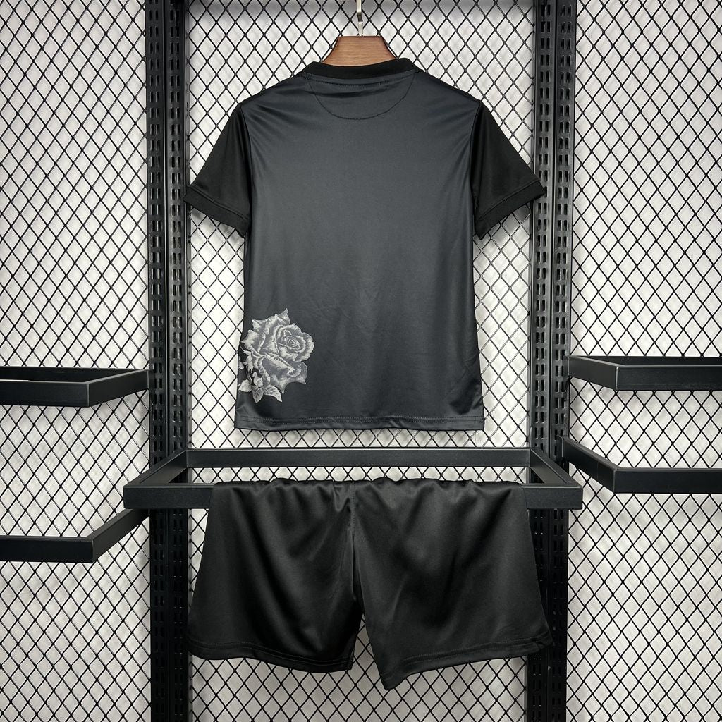 Kit infantil Real Madrid Edição Especial Rosa 24/25 - Preto