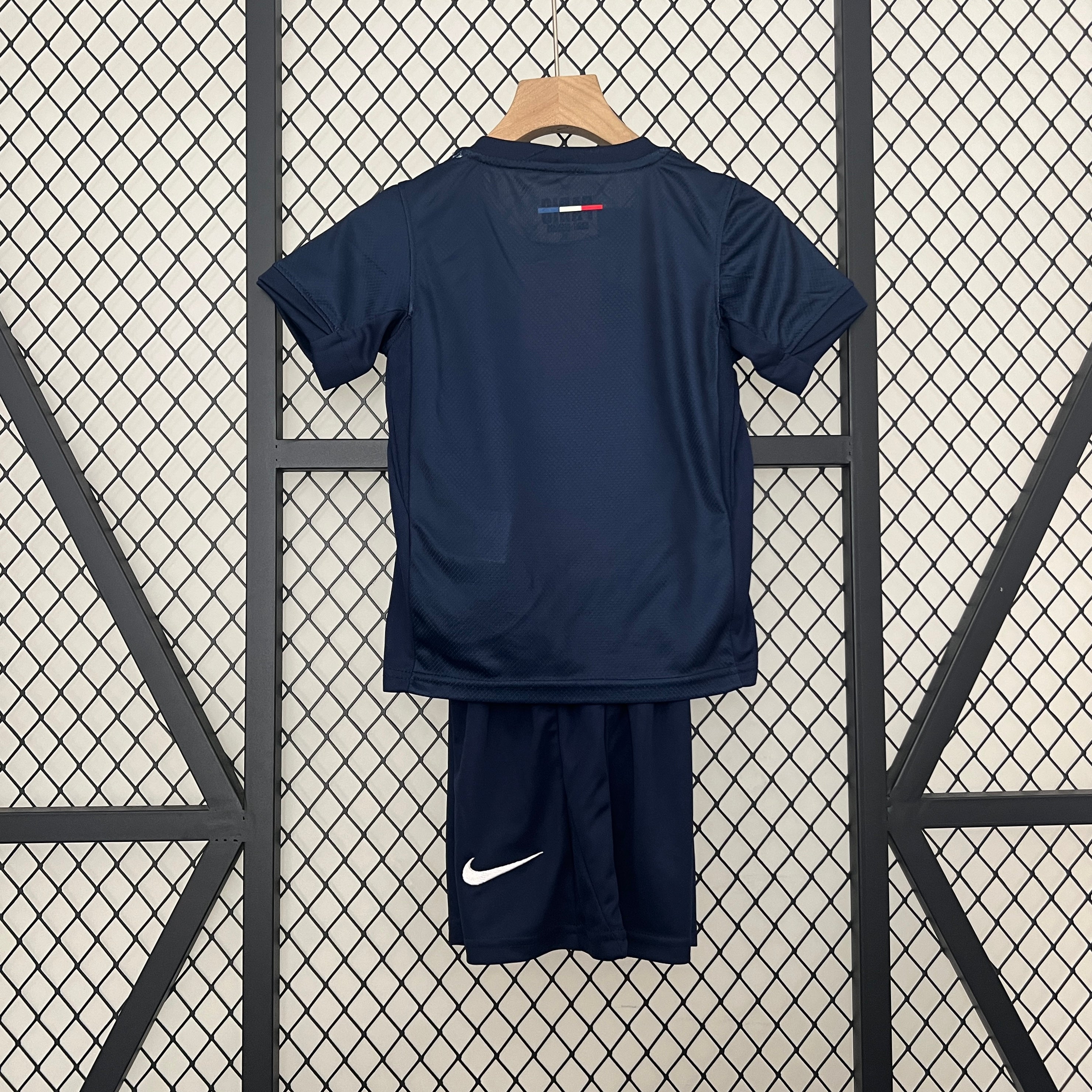 Kit infantil Paris Saint-Germain I 24/25 - Azul
