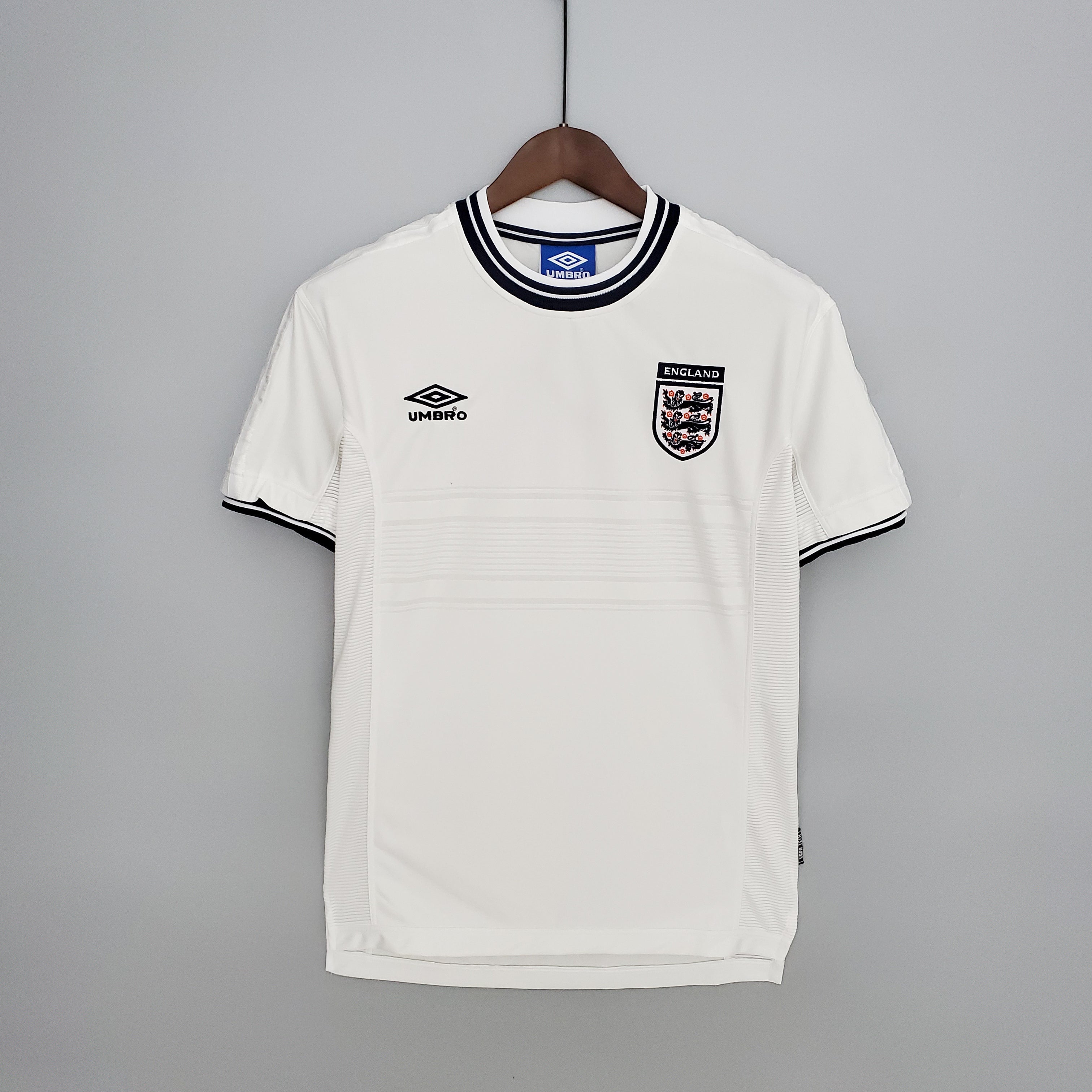 Camisa Inglaterra Retrô 2000 Branca