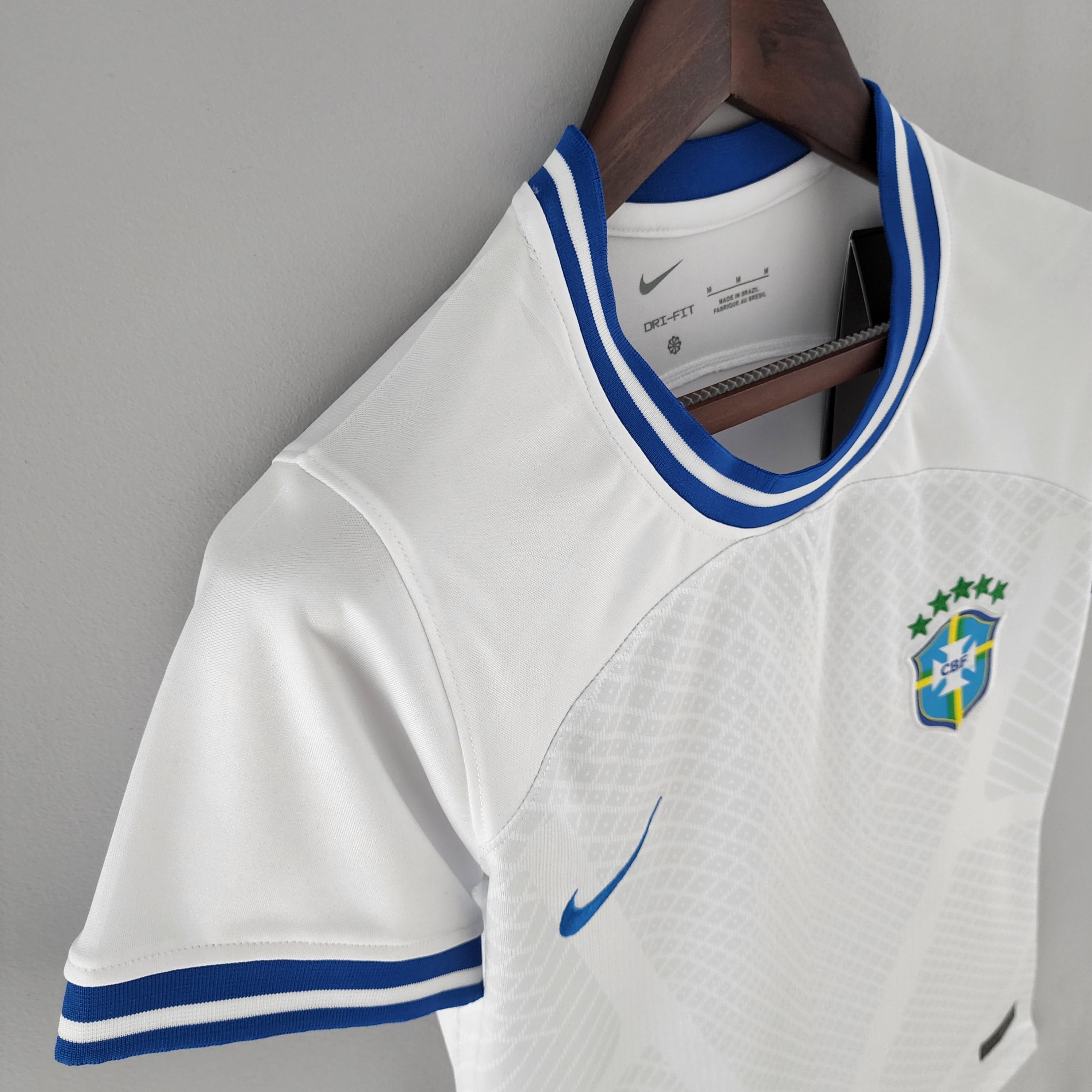 Camisa Feminina Seleção Brasil2022 - Branca - Conceito Branca