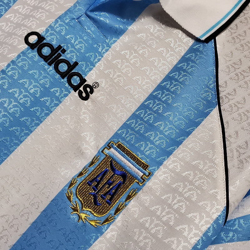 Camisa Seleção Argentina Retrô 1997-1998 Azul e Branca
