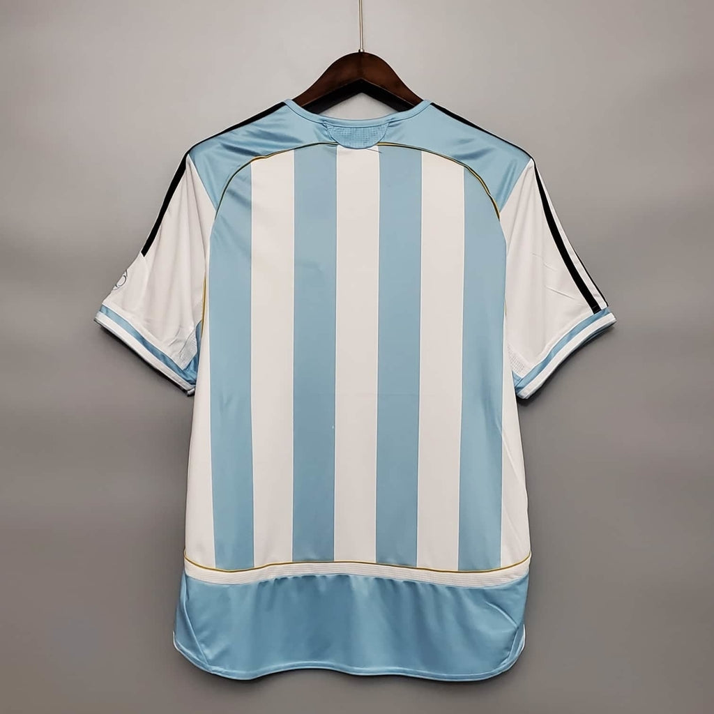 Camisa Seleção Argentina Retrô 2006 Azul e Branca