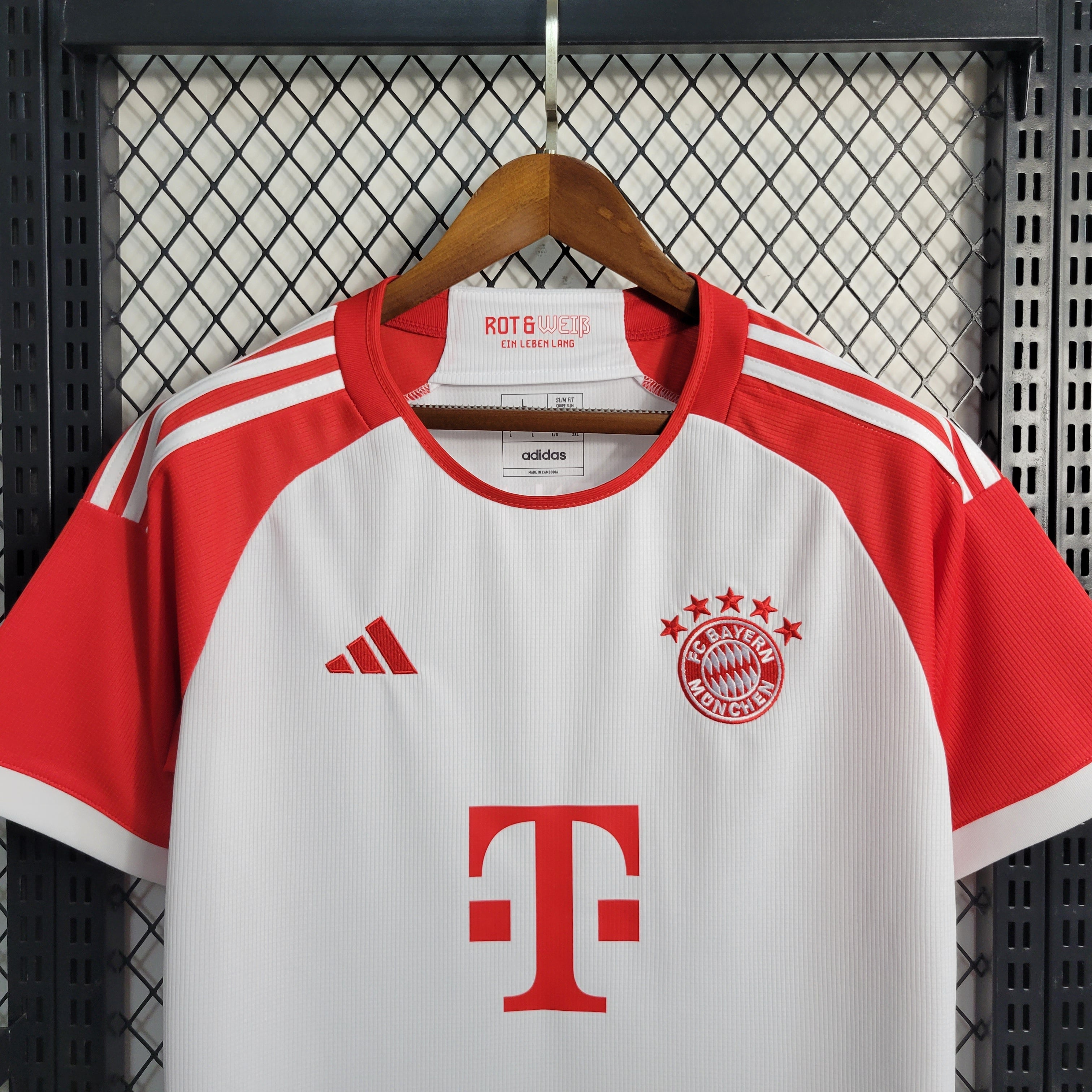 Camisa Bayern de Munique I 23/24 Vermelho com Branco